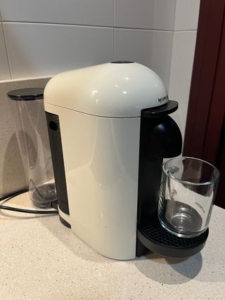 Cafetera Nespresso Vertuo Plus Krups SIN USO