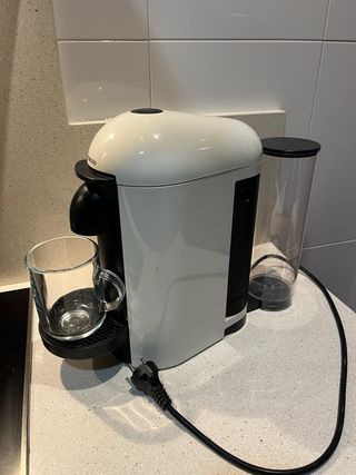 Cafetera Nespresso Vertuo Plus Krups SIN USO