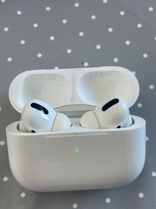 AirPods Pro (No cancelan ruido)
