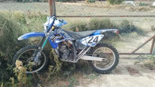 Moto Gas Gas Enduro/Motocross Azul/Blanca