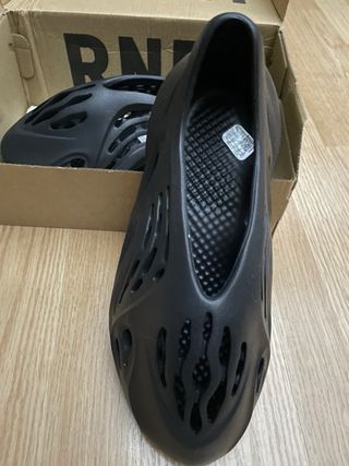 Adidas Yeezy Foam Runner Negro