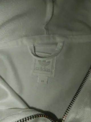 Chaqueta Adidas Blanca y Dorada