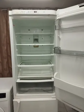 PACK NEVERA MARCA FAGOR y LAVADORA MARCA AEG