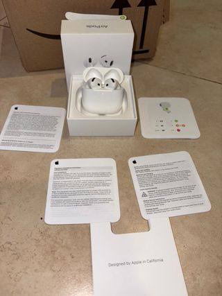 Apple AirPods 4 Blancos