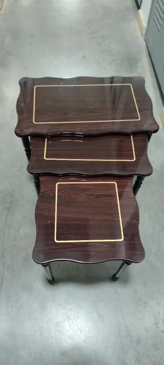 Juego vintage mesas auxiliares madera