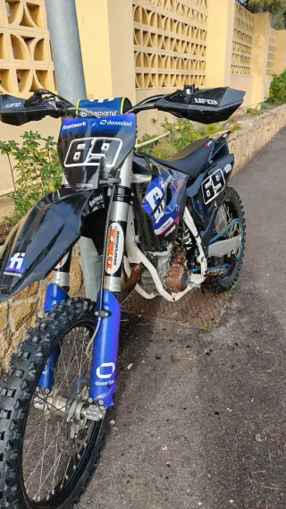 Husqvarna FC 250 motocross