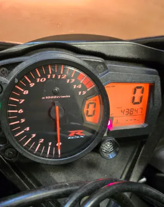 Suzuki GSX-R1000 2005 Azul/Blanco