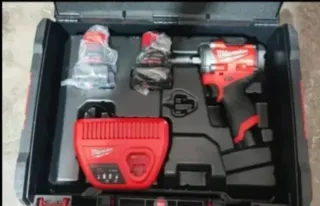 Pistola Impacto Milwaukee M12 FCIWF12G3