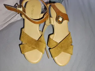 Sandalias plataforma FEELTER beige/marrón T.39