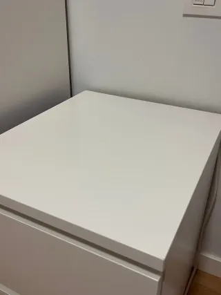 Mesilla de noche Ikea Malm blanca