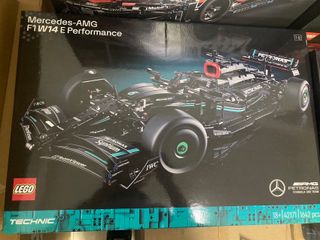 LEGO Mercedes-AMG F1 W14 E Performance