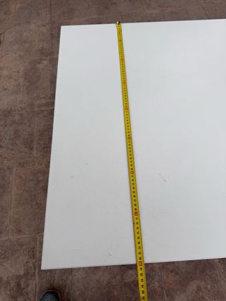 Escritorio de oficina blanco y gris