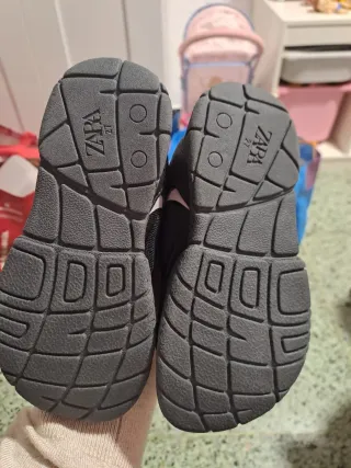 Zapatillas niña negras talla 27