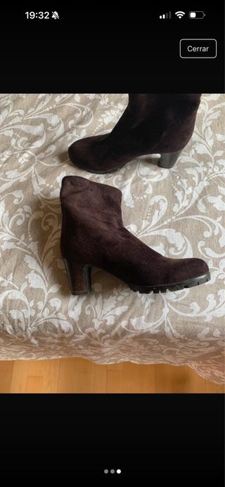 Botines ante elásticos marrones