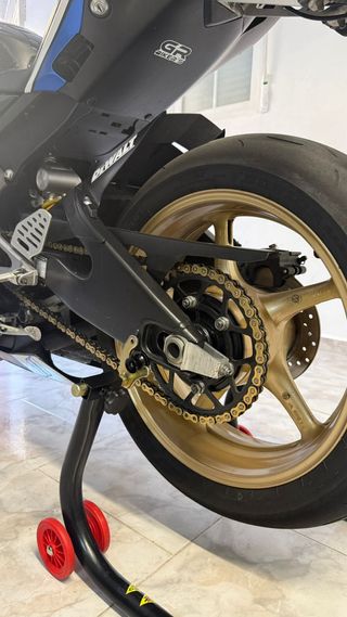 CAMBIO/VENDO Yamaha YZF R6R 2008