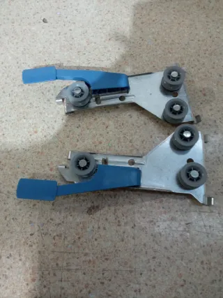 Guida e ganci universali per lavastoviglie