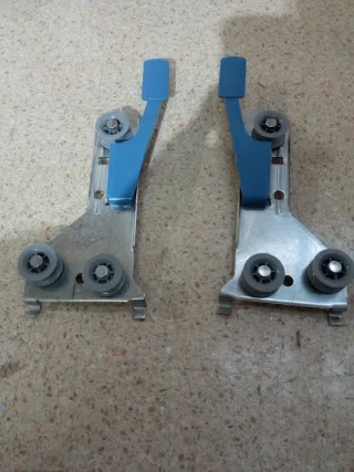 Guida e ganci universali per lavastoviglie