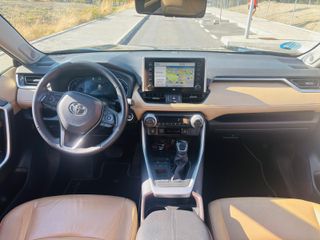 TOYOTA RAV4 HYBRID LUXURY PANORAMICO