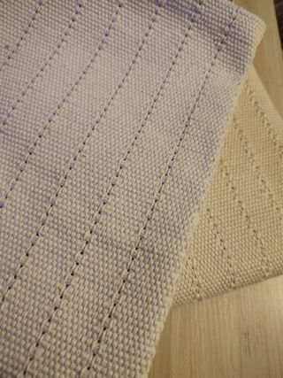 2 ALFOMBRAS 70x130 blancas Espiga – IKEA Nuevas