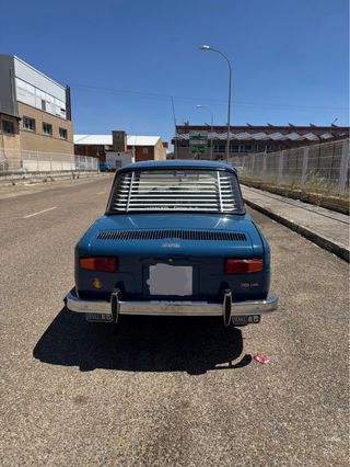 Renault 8