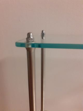 Estantería cristal y metal bonita y práctica