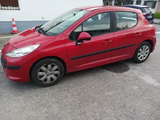 Peugeot 207 2006