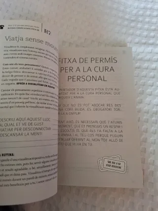 El llibre de les petites revolucions