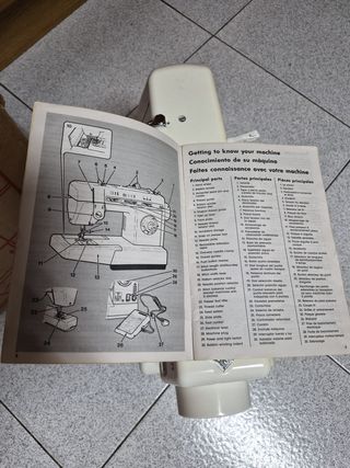 Máquina de coser Singer 4820C