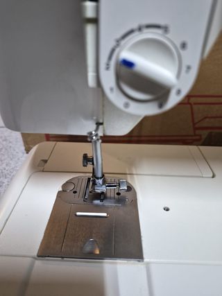 Máquina de coser Singer 4820C