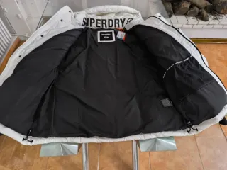 Chaqueta Superdry Talla XL Hombre Blanca y Negra