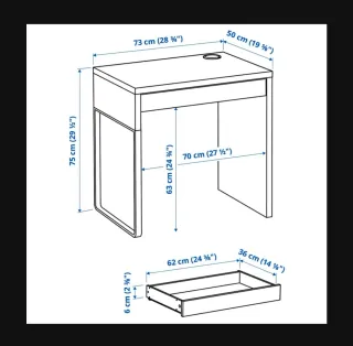 Escritorio oscuro con cajón y pasacables