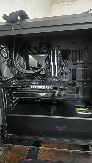 PC Gamer i7 11700K RTX 3060 Ti 8GB con Monitor 27"