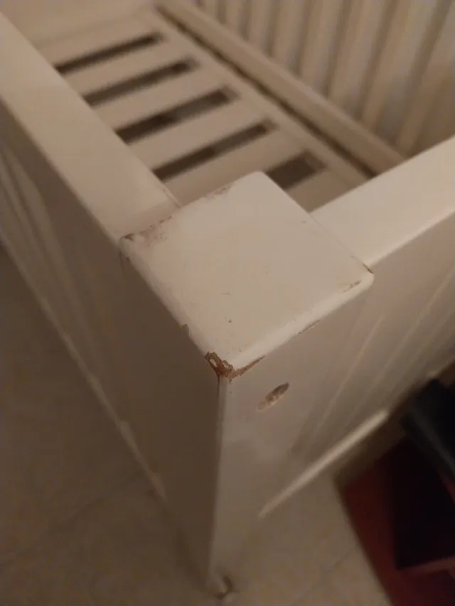 Cuna de madera maciza