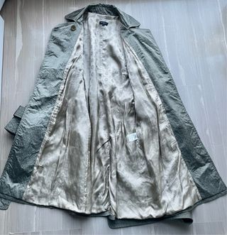 Gabardina ligera verde iridiscente Peter Murray