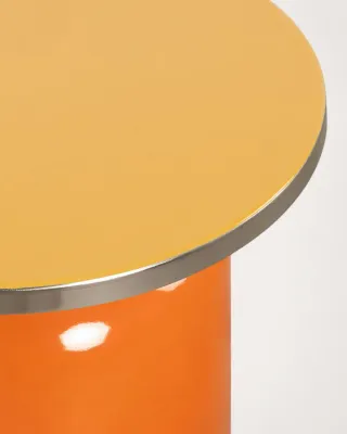 Mesa auxiliar redonda Kati metal y cristal