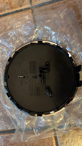 Insignia Mercedes Benz Clase A. Diámetro 19 cm.