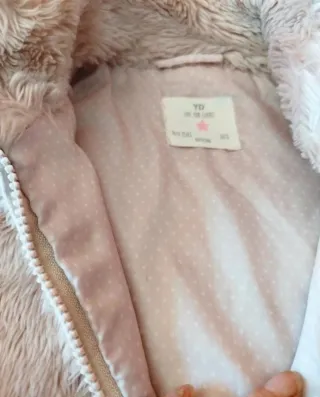 Chaleco de pelo sintético beige