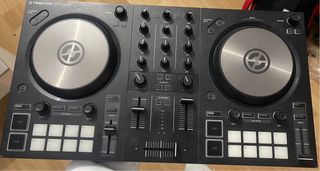 Controlador DJ Traktor Kontrol S2