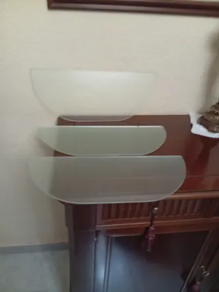 Estanterías de cristal grueso
