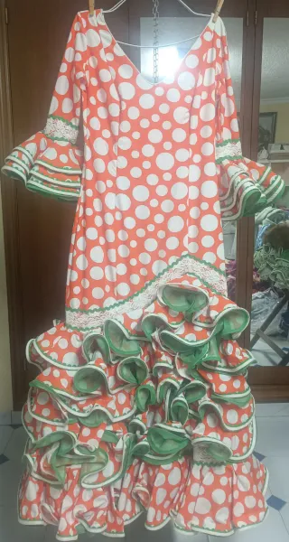 Traje de gitana lunares naranja