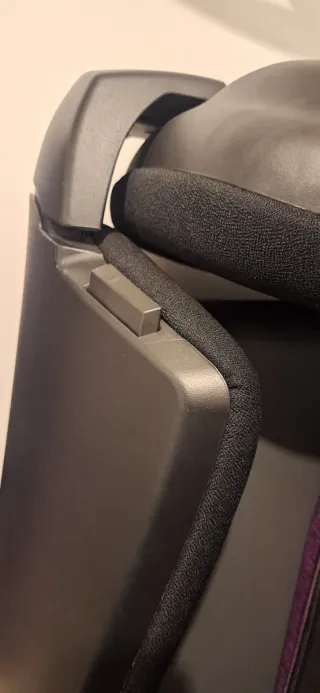 Silla giratoria de oficina negra