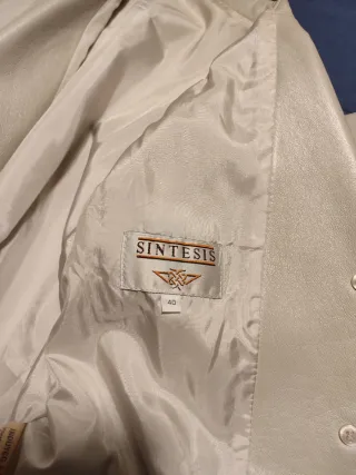 Chaqueta Piel natural Vintage Blanca."Años 90"