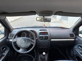 Renault Clio 2006