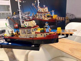 Lego Ideas 21350 Tiburón - Set de Construcción