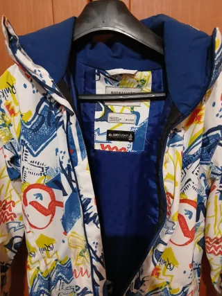 Chaqueta Quiksilver Talla 12 Estampada