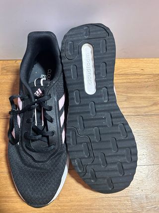 Zapatillas Adidas Negras y Rosas