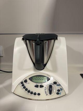 Thermomix TM31 con accesorios