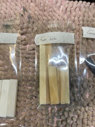 Cejuelas y silletas para instrumentos