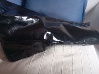 Borsa nera brillante Balenciaga