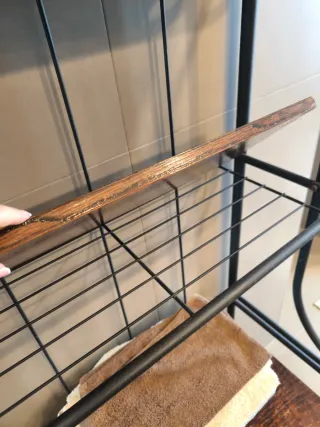 Estantería metal negro y madera